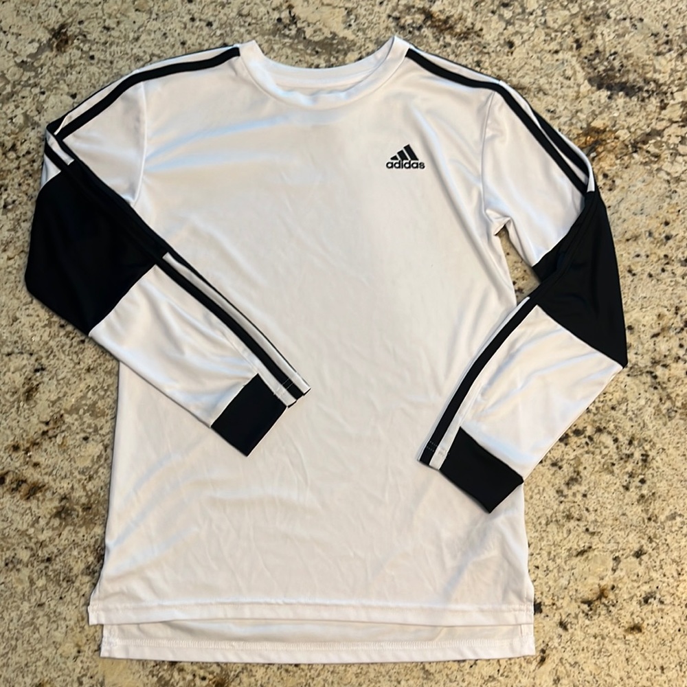 Adidas long sleeve black and white long sleeve shirt. M (10/12)
